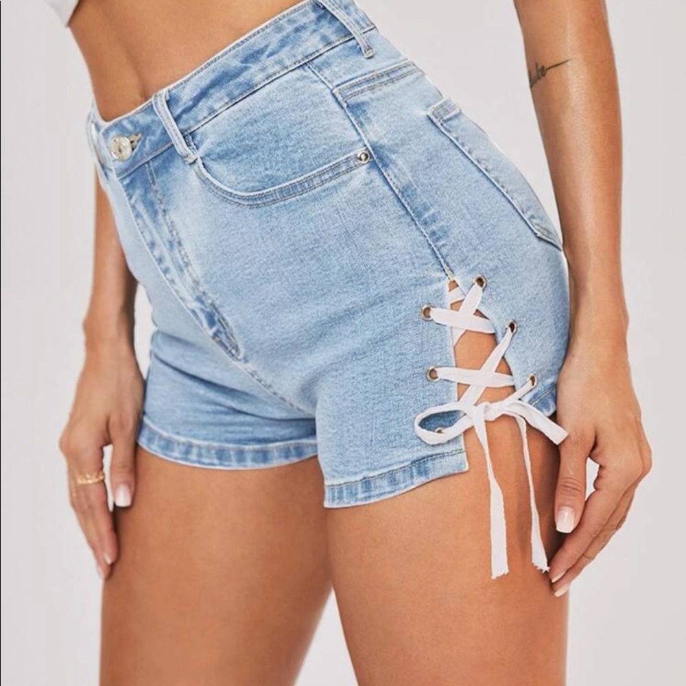 Jean shorts✨